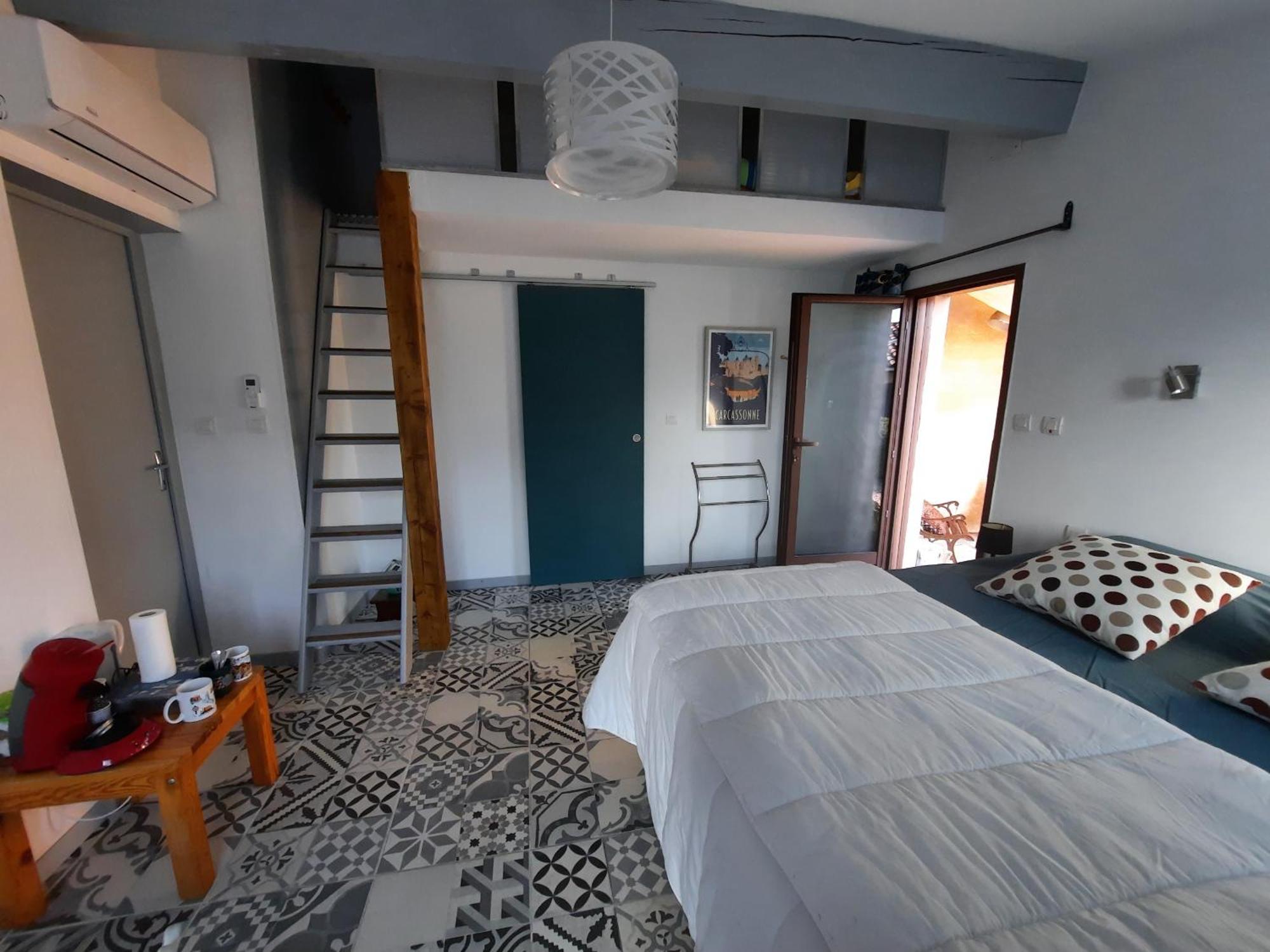 Le Lodge Des Chenes Brousses-et-Villaret Esterno foto